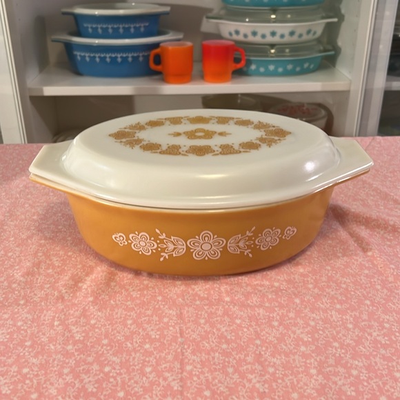Pyrex Butterfly Gold 045 with Lid - Picture 3 of 9